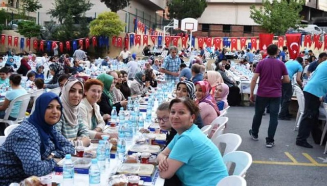 Ataşehir Ak Parti Ramazan Proğramı Fotoları