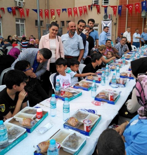 Ataşehir Ak Parti Ramazan Proğramı Fotoları