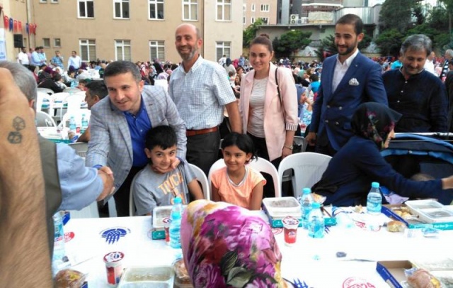 Ataşehir Ak Parti Ramazan Proğramı Fotoları