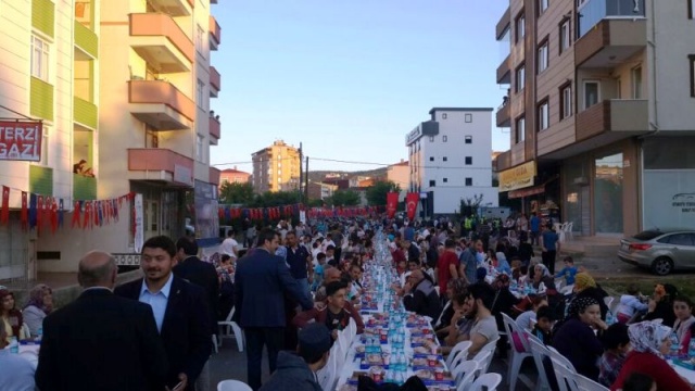 Ataşehir Ak Parti Ramazan Proğramı Fotoları
