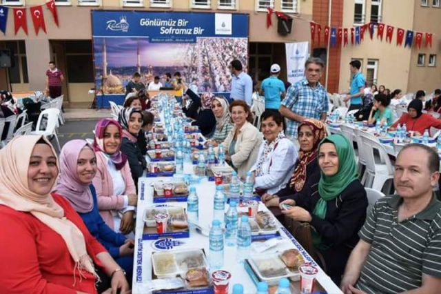 Ataşehir Ak Parti Ramazan Proğramı Fotoları