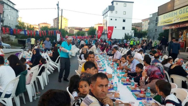 Ataşehir Ak Parti Ramazan Proğramı Fotoları