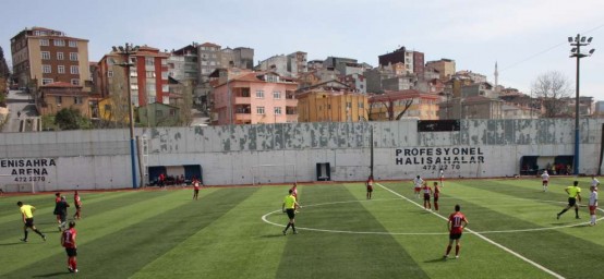 atasehir-belediye-bayan-futbol-konak