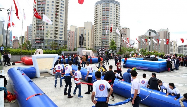 19 Mayıs Ataşehir'de Coşkuyla Kutlandı
