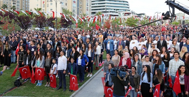 19 Mayıs Ataşehir'de Coşkuyla Kutlandı