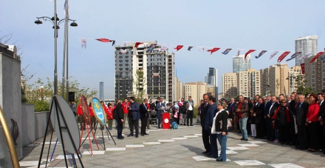ATAŞEHİR 23 NİSAN ÇELENK KOYMA TÖRENİ 2019