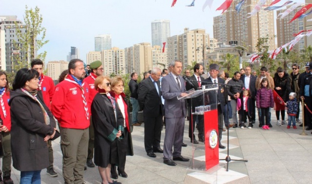 ATAŞEHİR 23 NİSAN ÇELENK KOYMA TÖRENİ 2019