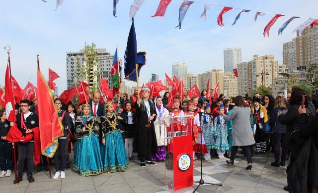 ATAŞEHİR 23 NİSAN ÇELENK KOYMA TÖRENİ 2019