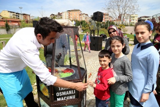 Ataşehir 23 Nisan Kutlamaları, Battal İlgezdi