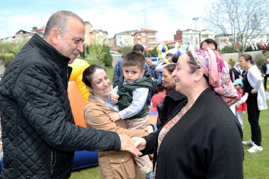 Ataşehir 23 Nisan Kutlamaları, Battal İlgezdi