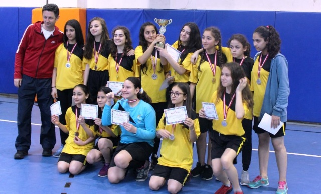 ATAŞEHİR OKULLAR ARASI FUTSAL TURNUVASI SONA ERDİ