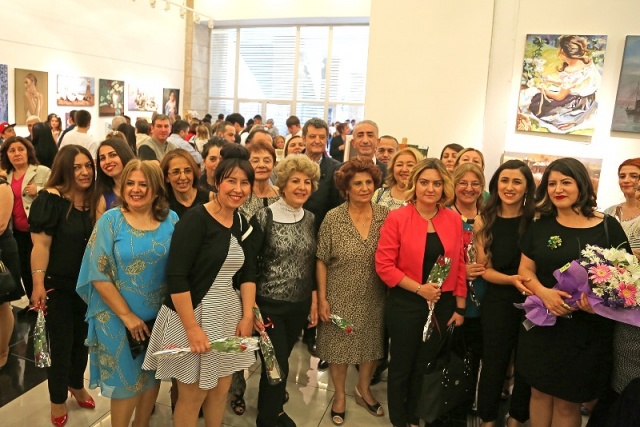 Ataşehir'de Ana Renkler’den “Sanatla Yaşamak” Sergisi