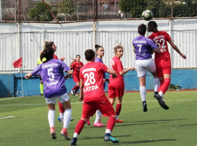 Ataşehir Bayan Futbol Takımı, Yenisahra Stadı