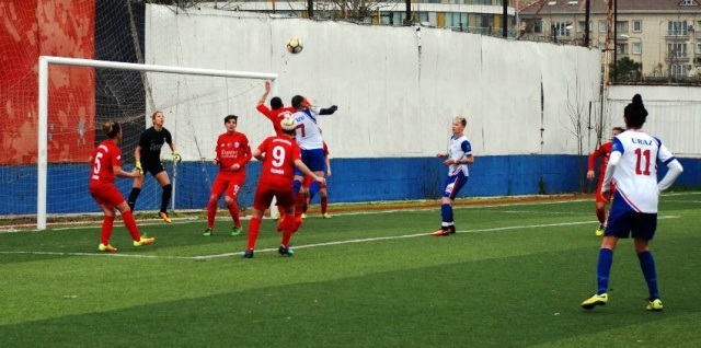 ATAŞEHİR BELEDİYESPOR FUTBOL TAKIMI 2018