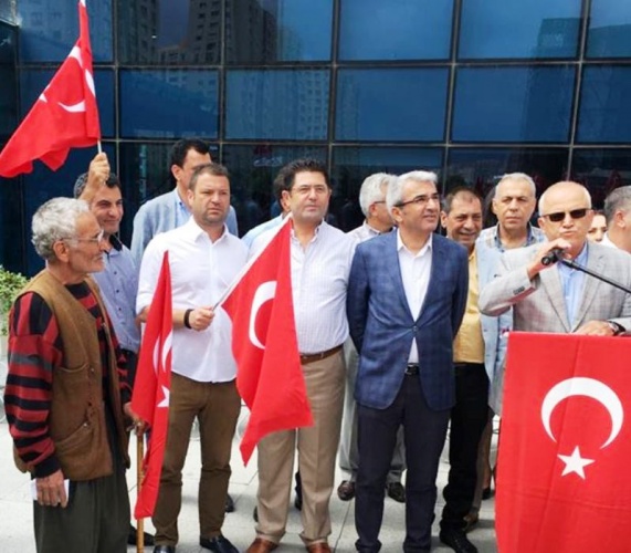 Ataşehir Belediyesi Darbe girişimine Hayır Dedi