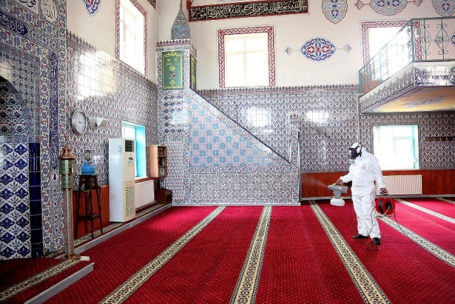 Ataşehir Belediyesi İbadethane Temizliği Fotoları