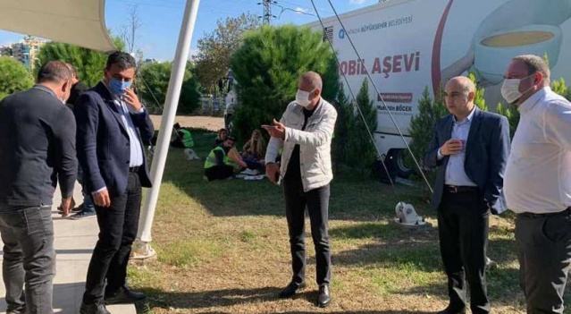 Ataşehir Belediyesi İzmir Deprem Bölgesine Yardım Yolladı