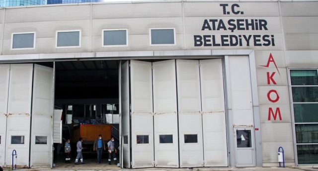Ataşehir Belediyesi İzmir Deprem Bölgesine Yardım Yolladı