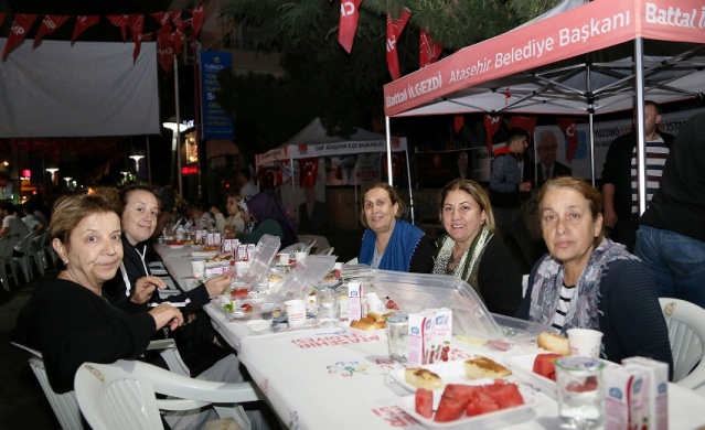 ATAŞEHİR’DE KADİR GECESİ'NE ÖZEL SAHUR YAPILDI