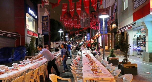 ATAŞEHİR’DE KADİR GECESİ'NE ÖZEL SAHUR YAPILDI
