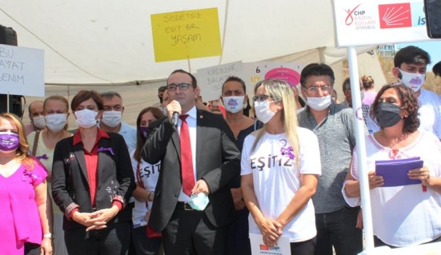 CHP’li Kadınlar Ataşehir'de İstanbul Sözleşmesi için etkinlik düzenledi