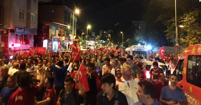 Ak Parti Ataşehir Demokrasi Nöbetinde 2016