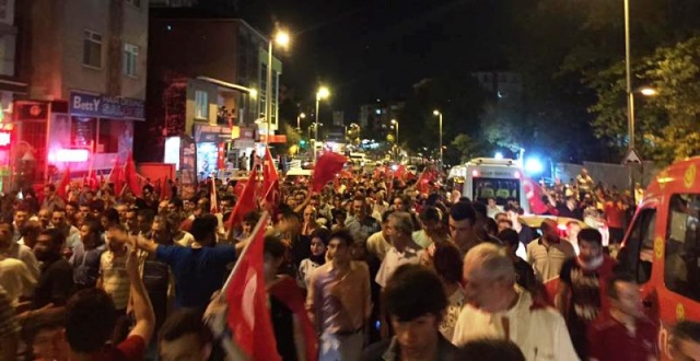 Ak Parti Ataşehir Demokrasi Nöbetinde 2016
