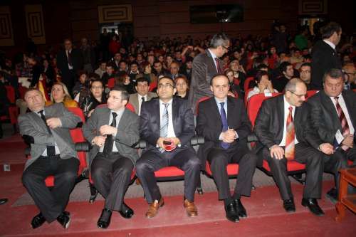 ATAŞEHİR ENGELLERİ AŞIYOR