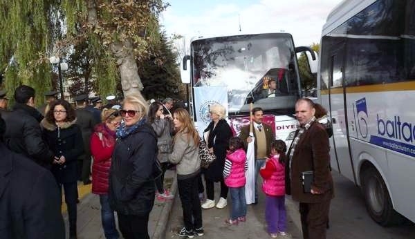 Ataşehir Engelliler Derneği Anıtkabir Ziyareti