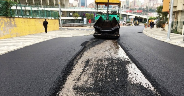 ATAŞEHİR'DE OCAK AYINDA 11 MAHALLEDE ALTYAPI ÇALIŞMASI YAPILDI