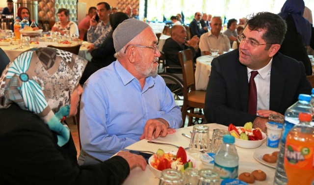 ATAŞEHİR’DE GAZİLER ANILDI