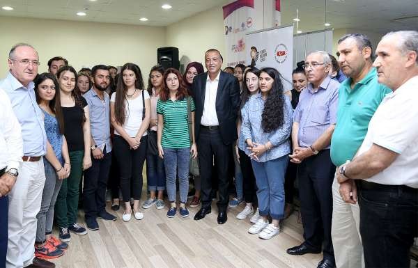 Atasehir Gençlik Merkezi’nin

yeni dönem açılışı yapıldı