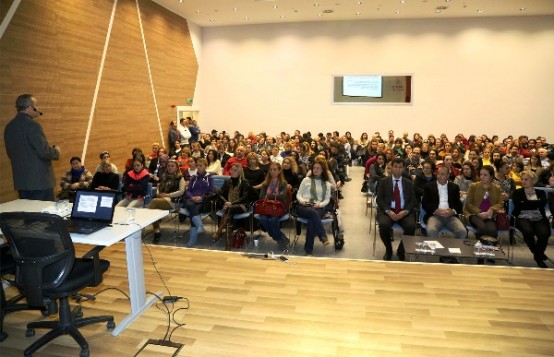 Ataşehirli Hayvanseverler için eğitim verildi