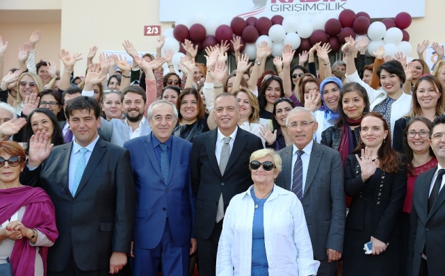 ATAŞEHİR'DE KADIN GÜCÜ AKAGİM’LE EKONOMİYE KAZANDIRILIYOR