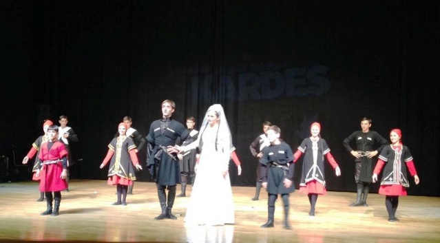 Ataşehir Kardeş Kültürler Festivali, Mustafa Saffet Kültür Merkezi, Yaren