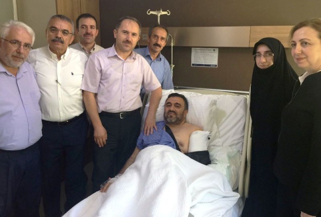 Ataşehir Kaymakamı, Zafer KARAMEHMETOĞLU, Demokrasi Gazilerini Ziyaret etti