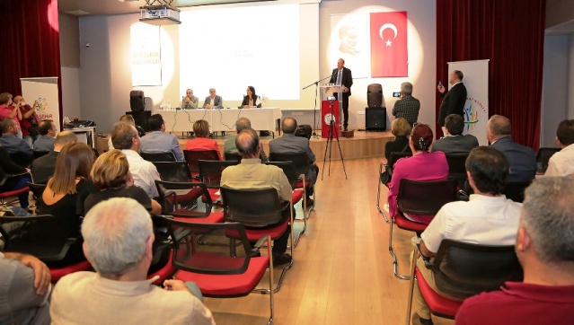 ATAŞEHİR KENT KONSEYİ GENEL KURULU YAPILDI