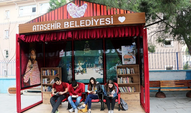 Ataşehir Kitap Okuyor