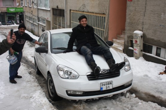 Ataşehir Öğütveren Sokak Kar Temizleme Çalışmaları 2015