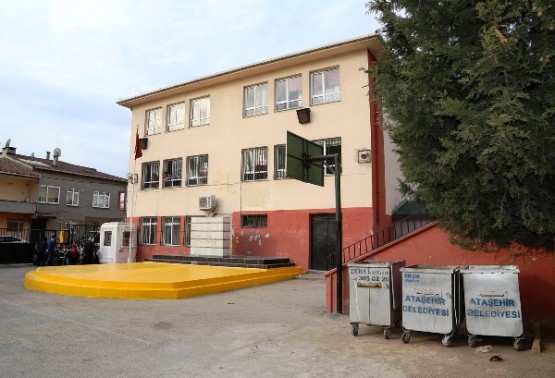 Ataşehir’in Okulları Temizleniyor