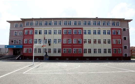 Ataşehir’in Okulları Temizleniyor
