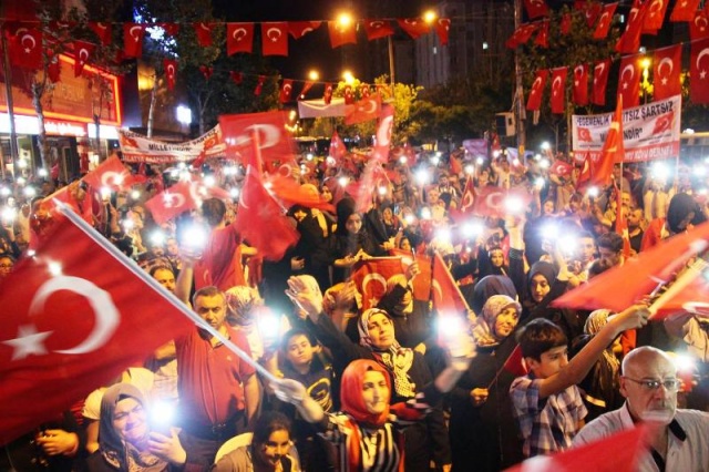 Ataşehir Sivil Toplum Örgütleri Demokrasi Nöbetinde 2016