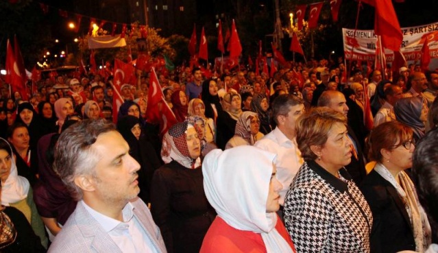 Ataşehir Sivil Toplum Örgütleri Demokrasi Nöbetinde 2016
