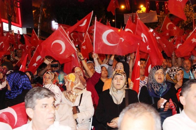 Ataşehir Sivil Toplum Örgütleri Demokrasi Nöbetinde 2016