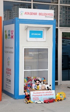 Ataşehir'de Sosyal Kumbaralar yardımınızı bekliyor