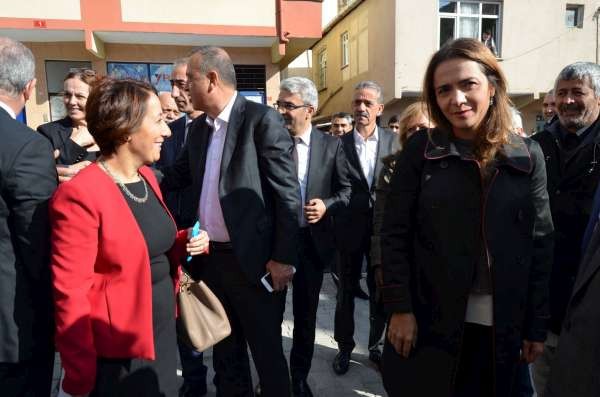 Ataşehir, Ahmet Telli Çocuk ve Halk Kütüphanesi açıldı