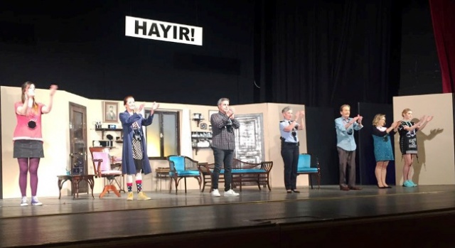 Ataşehir’de Perdeler Genco Erkal ve Ferhan Şensoy ile açıldı
