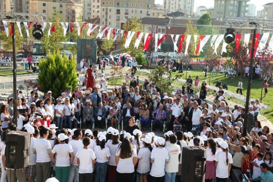 Ataşehir Yaza veda, Okula Merhaba Şenliği