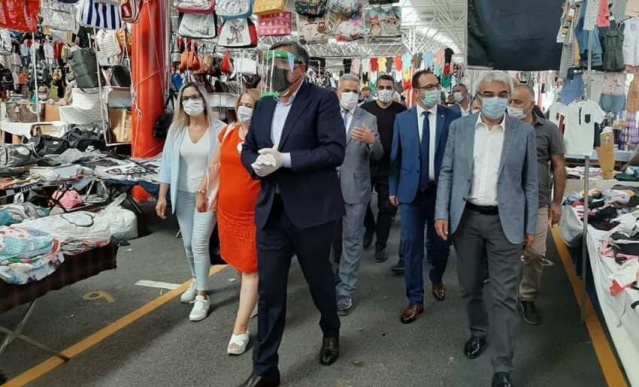 Barbaros Mahallesine Kapalı Pazar Alanına kavuştu