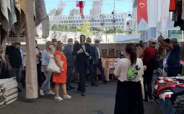 Barbaros Mahallesine Kapalı Pazar Alanına kavuştu
